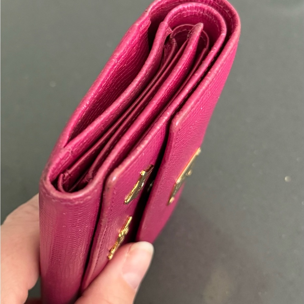 MCM Hot Pink Leather Wallet with Charm. EUC - Picture 3 of 11
